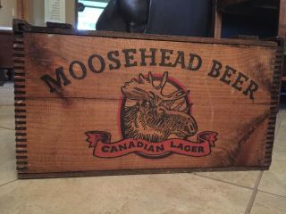 RARE Vintage Moosehead Canadian Lager Beer Wood Crate Checkerboard Lid,  Liner 2