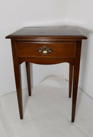 Vintage Young Hinkle Cherry House Wood End Table Nightstand Dovetailed Drawer