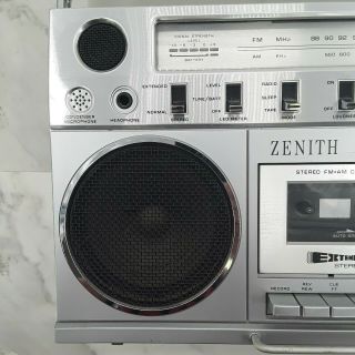 Vintage Zenith AM FM Stereo Cassette Recorder Boombox R98 3