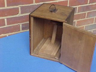 EDWARDIAN ANTIQUE RUSTIC PINE BARRISTERS MAGISTRATES WIG BOX 2