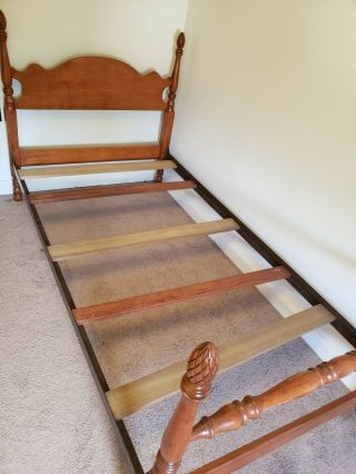 Vintage Gorgeous Solid Mahogany Twin Bed