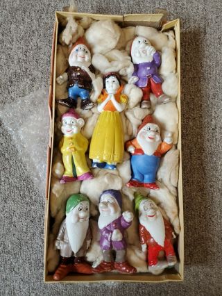 Vintage Walt Disney Snow White And The Seven Dwarves Glass Figurines