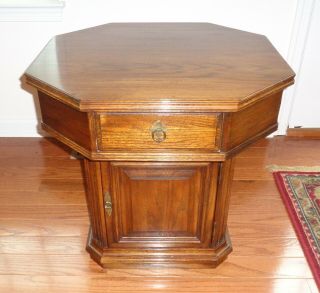 Ethan Allen Royal Charter Oak Octagon End Table One Drawer -