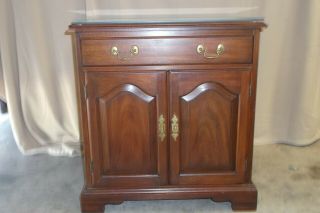 Mahogany Cabinet With Glass Top.  Made By Henkel - Harris Fine Furniture.
