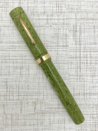 Vintage Conklin Endura Fountain Pen Light Verd Green 14k Fine Nib