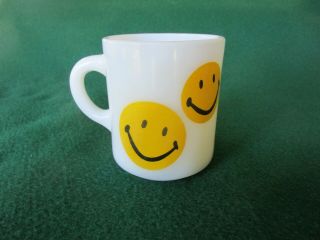 Vintage Happy Smile Smiley Face Milk Glass Cup Mug 1970s Yellow Euc