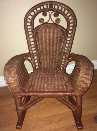 Vintage CHILD ' S Rocking Chair Wicker and Wood Finish Med Brwn 2