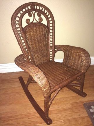 Vintage CHILD ' S Rocking Chair Wicker and Wood Finish Med Brwn 3