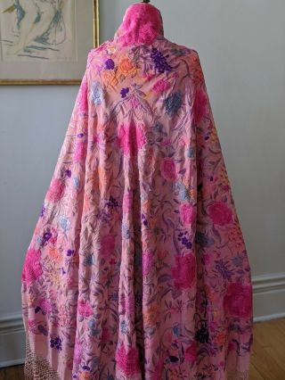 Vintage 1920s Pink Embroidered Shawl Antique Silk Piano Shawl Floral Embroidery 2