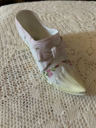 Antique/vintage Porcelain Shoe With Floral Pattern And Bow