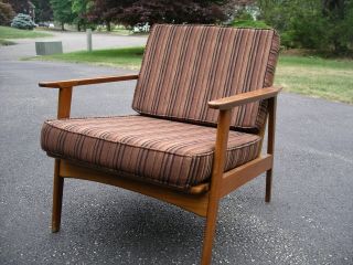 Vintage Danish Midcentury Modern Lounge Chair No Res