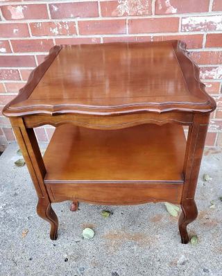 Vintage Hammary End Table Solid Wood 21x21x22.  5 1 Drawer Open Shelf 2