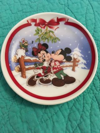 Disney Bone China Mini Plate W/mickey & Minnie Mouse Under Mistletoe Christmas