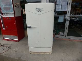 Vintage Hotpoint Refrigerator - Good.  - This Would Make A Cool Item