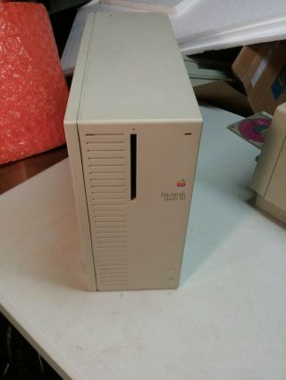 Vintage 1991 Apple Macintosh Quadra 700 M5920