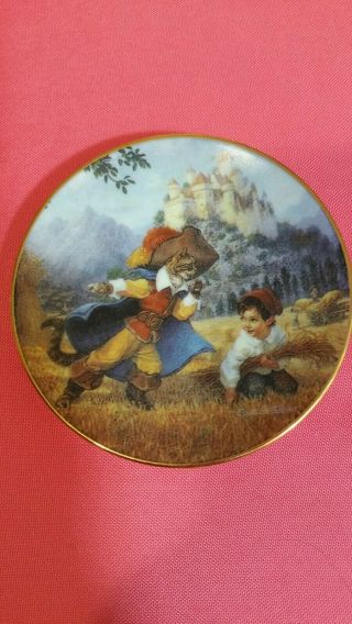 Puss And Boots Classic Fairy Tales Mini Plate Series By Scott Gustafson