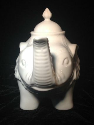 CORDON BLEU ELEPHANT TEA POT - White Classic Ceramic 28 oz.  Kitchen Household 2