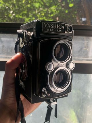 Yashica Mat 124 Tlr Medium Format 120mm Vintage Film Camera