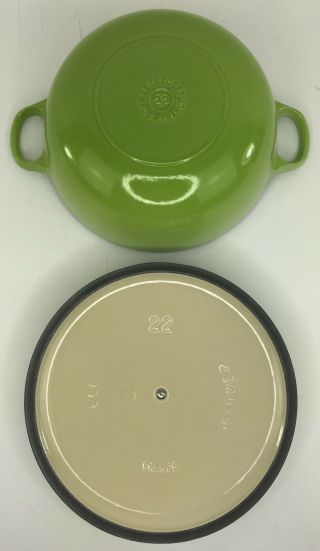 Vintage Le Creuset 2.  75 QT Soup Dutch Oven Enamel Cast Iron Kiwi Green With Lid 3