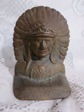 Vintage Cast Iron Native American Indian W/ Head Dress Book End