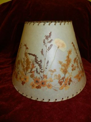 Lovely Scaqrce Arts & Crafts Style Pressed Flower Light Shade