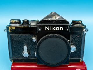 Nikon F Vintage 35mm Slr Camera Body Black 1969