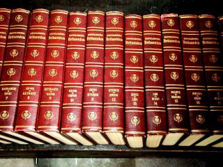 Encyclopedia Britannica VNTG 1959 Complete 24 Volume Set - Burgundy w/Gold LETTERS 2