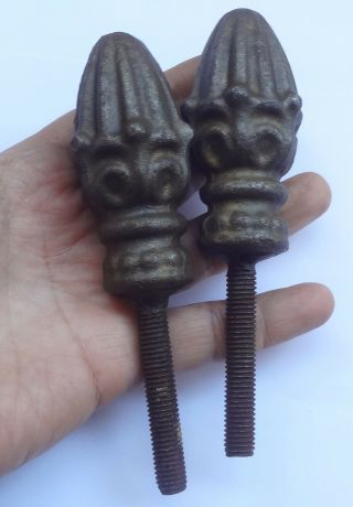 2 Antique Cast Iron Finials With Screw Bed ? Fence ? 3 1/4  Long Heavy 15 Oz