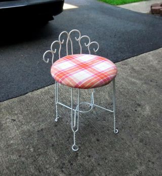 Vtg Mid Century Twisted Wrought Iron Boudoir Vanity Chair Stool Ice Cream Parlor
