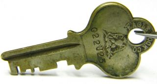 Antique Eagle Lock Co Steamer Trunk Flat Vintage Old Key 022u25