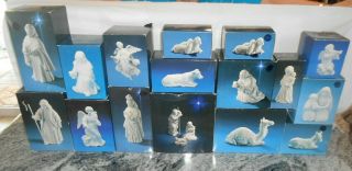 Avon Vintage 20 Piece Nativity Set In Boxes For Names