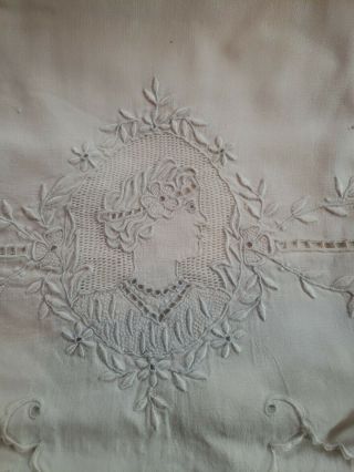 Pr Vtg Linen Appenzell? Towels Figural Hand Embroidered Cameo Cut Work 54 