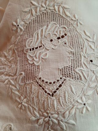 Pr Vtg Linen Appenzell? Towels Figural Hand Embroidered Cameo Cut Work 54 