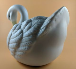 Homco White Swan Planter 1402 Home Interiors Ceramic Porcelain Bisque Cygnet 3