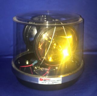 Vintage Federal Signal Target Tech Beacon Light