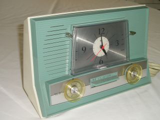 Vtg Rca Victor Am Tube Radio Turquoise White W/light Alarm Clock Drowse 002473