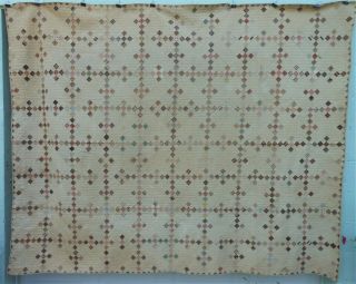 Good Antique Pieced Patchwork Quilt,  " Nine Patch " Hand Stitched Quilting