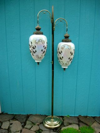 Vintage Mcm Mid Century Floor Lamp W/ Twin Hanging Glass Pendants/shades Ornate