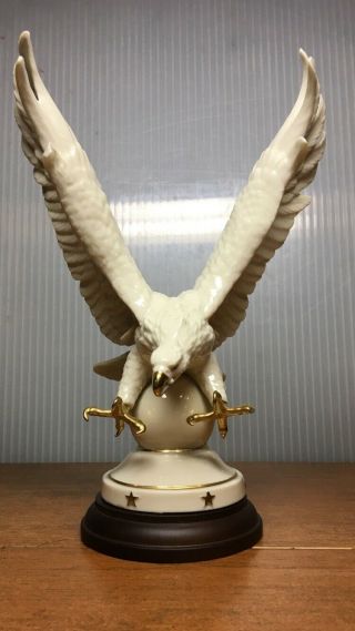 Vtg Lenox Ivory Eagle Fine Porcelain Figurine 1995 24k Gold Finish Pkg.