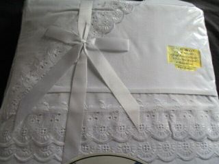 Vintage French New/Old stock Sheet and Pillowcase set Broderie Anglaise Cotton 3