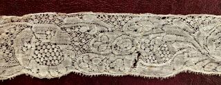 1700 - 1720 Bizarre Silk Floral Binche/valenciennes Study Piece