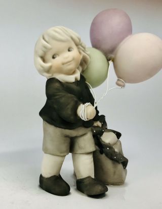 1996 B Bahner Verkerke Figurine " Let The Celebration Begin " 247014 Boy Balloons