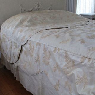 Vintage BESPOKE Bed Cover Embroidered LILACS,  Pleated Flounce CARLIN COMFORTS 3