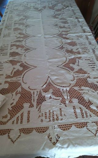 Antique Linen Tablecloth Handmade Embroidered Cutwork Figural Needle Lace,  1o Nap