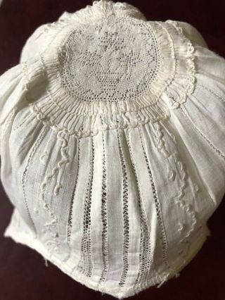 Vintage bonnet w small English Hollie Point lace round insert flower pot design 2