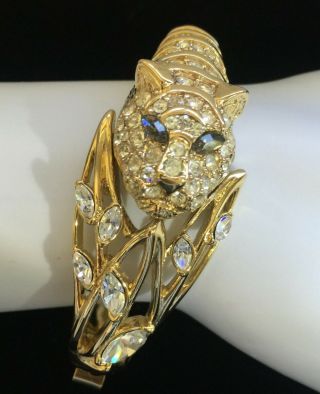 Vintage Trifari Bracelet Tiger Clamper Hinged Bangle Gold Tone Pave Rhinestones