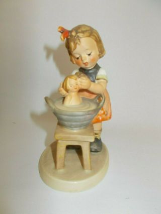 Hummel Goebel Figurine 319 Tmk 5 Doll Bath S33 Rz