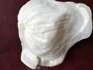 Vintage bonnet w English Hollie Point lace insert with tiny hearts/flower design 3