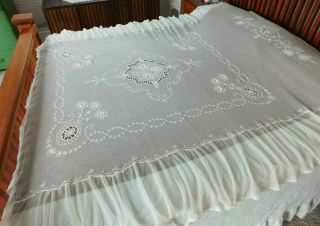 Vintage Antique French Tambour Embroidered 96x90 Netting Lace Bedspread Coverlet
