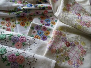 Vintage Bundle Of 5 Lovely Hand Embroidered Tablecloths - Pretty Floral 